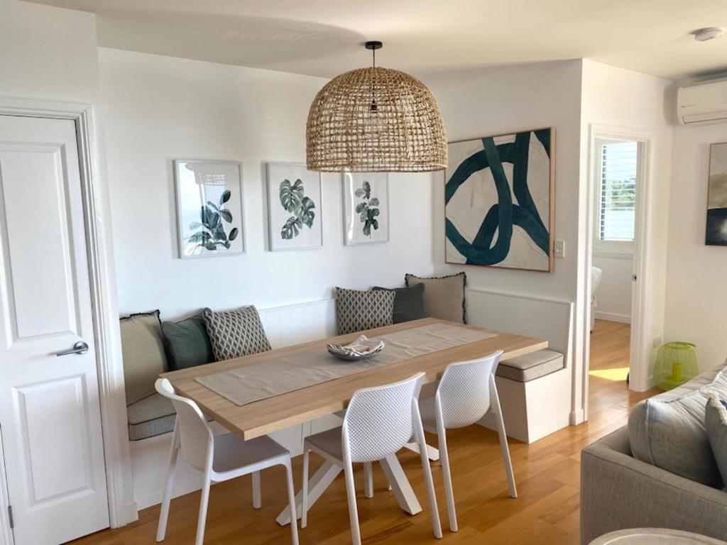 Kings Row Apartments Калаундра Экстерьер фото